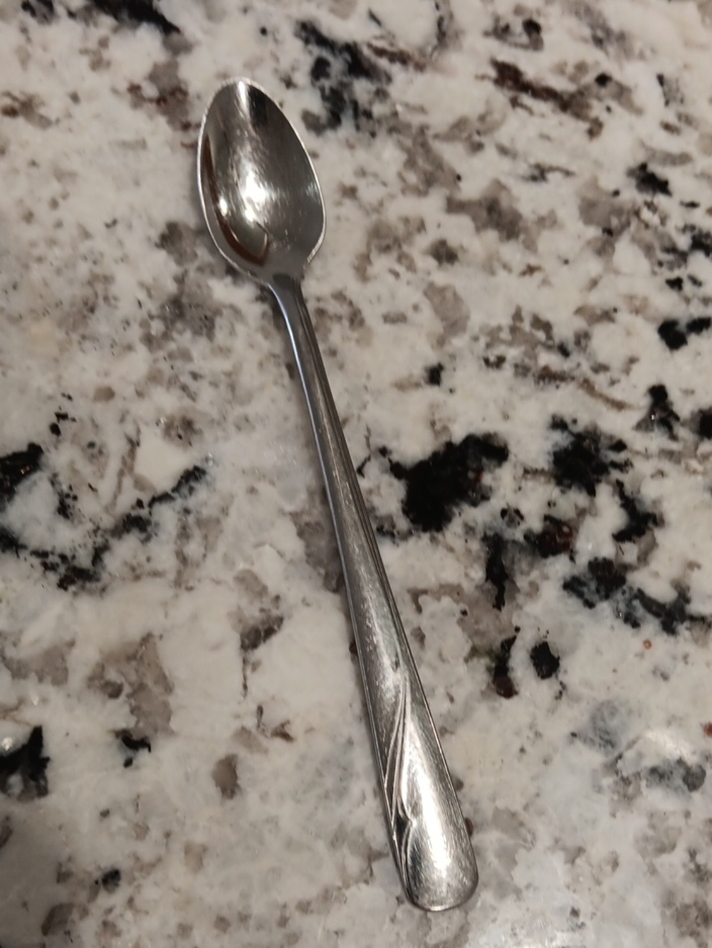 Vintage Collectable  Oneida Oceanic Stainless Steel Silver toddler spoon